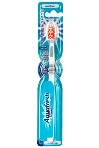 Аквафреш щетка зубная White and Shine средняя